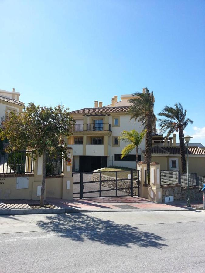 Atico Baviera Golf-Playa Apartment Caleta De Velez Exterior photo